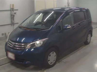 Honda FREED  с аукциона в Японии