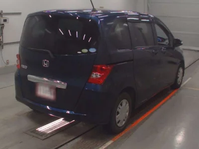 Honda FREED  с аукциона в Японии