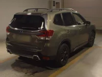 Subaru FORESTER лот № 32044 оценка 4  с аукциона в Японии 1