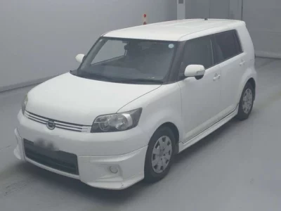 Toyota COROLLA RUMION  с аукциона в Японии