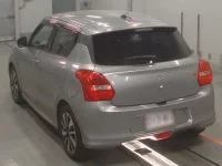 Suzuki SWIFT лот № 10067 оценка 3.5  с аукциона в Японии 5