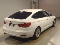 BMW 3-Series лот № 32051 оценка 4  с аукциона в Японии 1