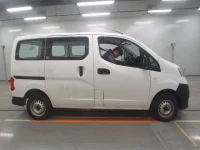 Nissan NV200 лот № 33052 оценка 3.5  с аукциона в Японии 2