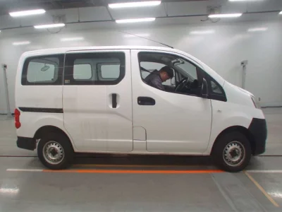 Nissan NV200  с аукциона в Японии
