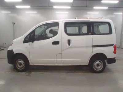 Nissan NV200  с аукциона в Японии
