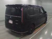 Honda STEP WAGON лот № 33051 оценка 4.5  с аукциона в Японии 1