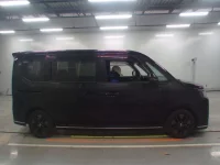 Honda STEP WAGON лот № 33051 оценка 4.5  с аукциона в Японии 2