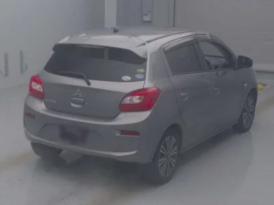 Mitsubishi MIRAGE  с аукциона в Японии
