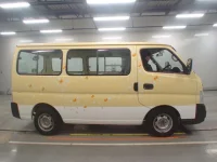 Nissan CARAVAN лот № 10081 оценка 3.5  с аукциона в Японии 2