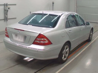 Mercedes-Benz C CLASS  с аукциона в Японии