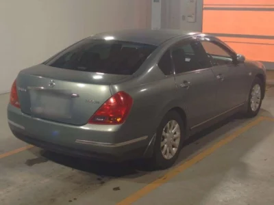 Nissan TEANA  с аукциона в Японии