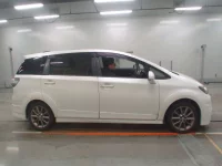 Toyota WISH лот № 10094 оценка 3.5  с аукциона в Японии 2