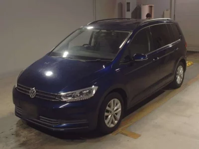 Volkswagen GOLF TOURAN  с аукциона в Японии