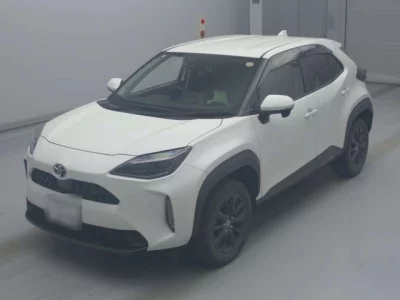 Toyota YARIS CROSS  с аукциона в Японии