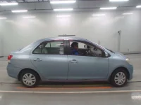 Toyota BELTA лот № 10109 оценка 3  с аукциона в Японии 2