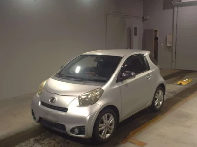 Toyota IQ  с аукциона в Японии