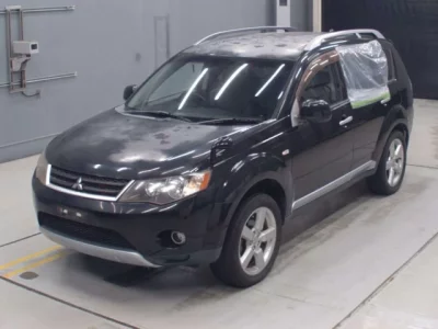 Mitsubishi OUTLANDER  с аукциона в Японии