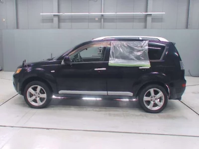 Mitsubishi OUTLANDER  с аукциона в Японии