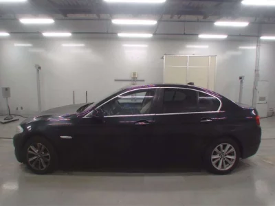 BMW 5-Series  с аукциона в Японии