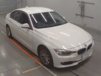 BMW 3-Series лот № 10119 оценка 4  с аукциона в Японии 4