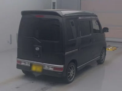 Daihatsu Atrai Wagon  с аукциона в Японии