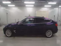 BMW 3-Series лот № 10134 оценка 3.5  с аукциона в Японии 3