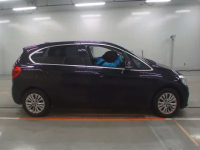BMW 2-Series  с аукциона в Японии