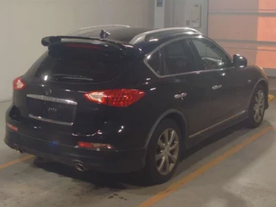 Nissan SKYLINE CROSSOVER