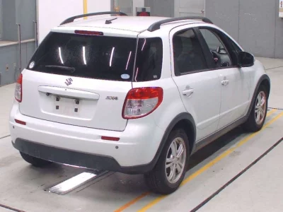 Suzuki SX-4  с аукциона в Японии