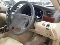 Lexus LS лот № 10148 оценка 4  с аукциона в Японии 6