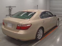 Lexus LS лот № 10148 оценка 4  с аукциона в Японии 1