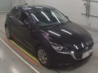 Mazda MAZDA2 лот № 36087 оценка 4.5  с аукциона в Японии 4