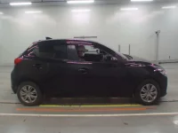 Mazda MAZDA2 лот № 36087 оценка 4.5  с аукциона в Японии 2