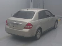 Nissan TIIDA LATIO лот № 4259 оценка 3.5  с аукциона в Японии 1