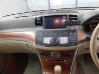 Nissan FUGA лот № 10162 оценка 4  с аукциона в Японии 8