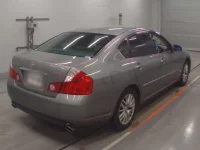 Nissan FUGA лот № 10162 оценка 4  с аукциона в Японии 1