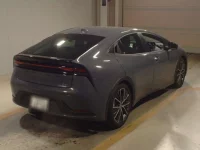 Toyota PRIUS лот № 2102 оценка 4.5  с аукциона в Японии 1