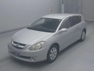 Toyota CALDINA  с аукциона в Японии