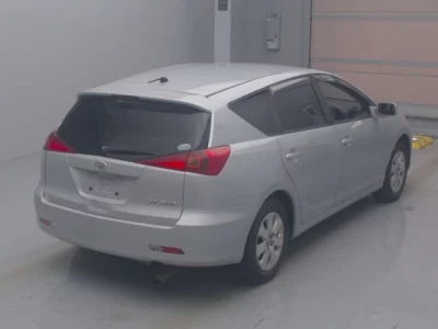 Toyota CALDINA  с аукциона в Японии