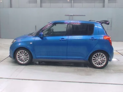 Suzuki SWIFT  с аукциона в Японии