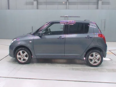 Suzuki SWIFT  с аукциона в Японии