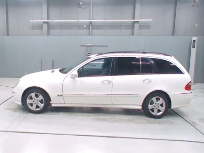Mercedes-Benz E CLASS WAGON  с аукциона в Японии