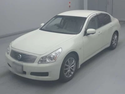 Nissan SKYLINE  с аукциона в Японии