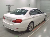 BMW 5-Series лот № 10182 оценка 4  с аукциона в Японии 1