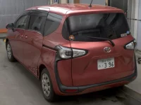Toyota SIENTA лот № 1097 оценка R  с аукциона в Японии 1