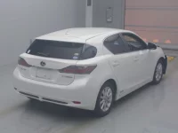 Lexus CT лот № 4298 оценка R  с аукциона в Японии 1