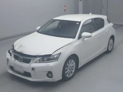 Lexus CT  с аукциона в Японии
