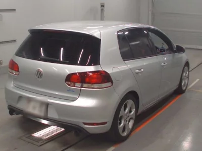 Volkswagen GOLF  с аукциона в Японии