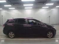 Toyota AVENSIS WAGON лот № 10200 оценка 3.5  с аукциона в Японии 2