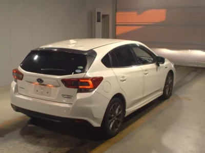 Subaru IMPREZA  с аукциона в Японии